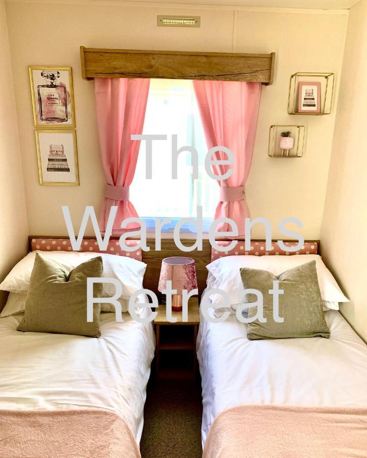 The Wardens Retreat - Tattershall Lakes Country Park Hotel Buitenkant foto